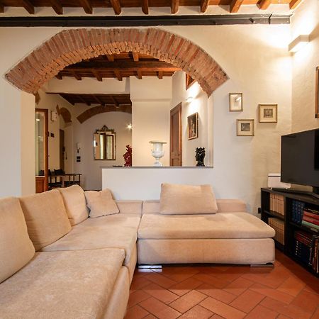 Central And Quiet Apartment Firenze Bagian luar foto