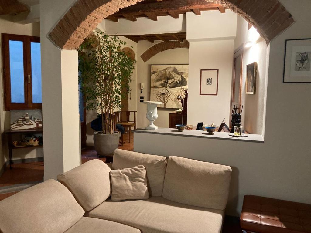 Central And Quiet Apartment Firenze Bagian luar foto