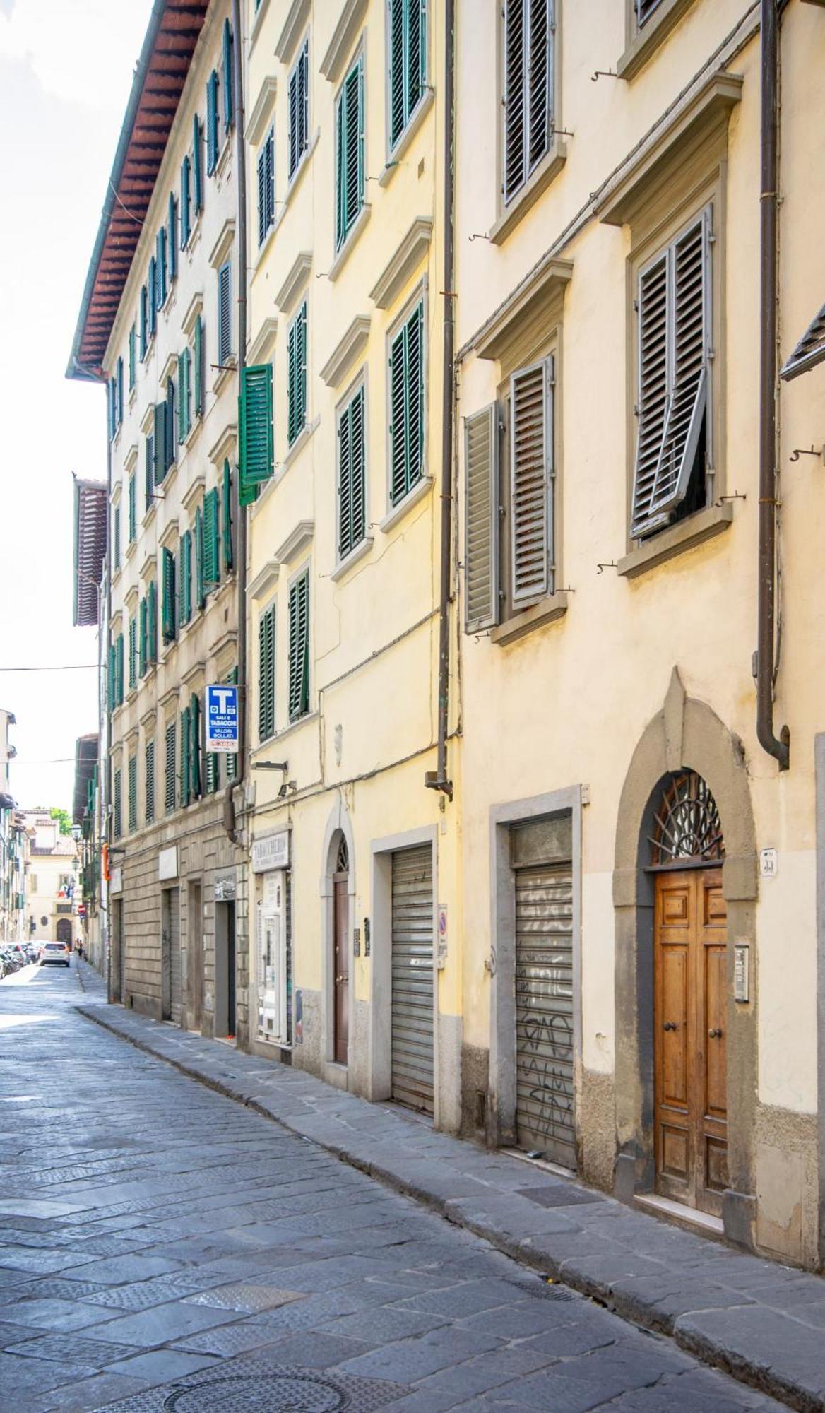 Central And Quiet Apartment Firenze Bagian luar foto