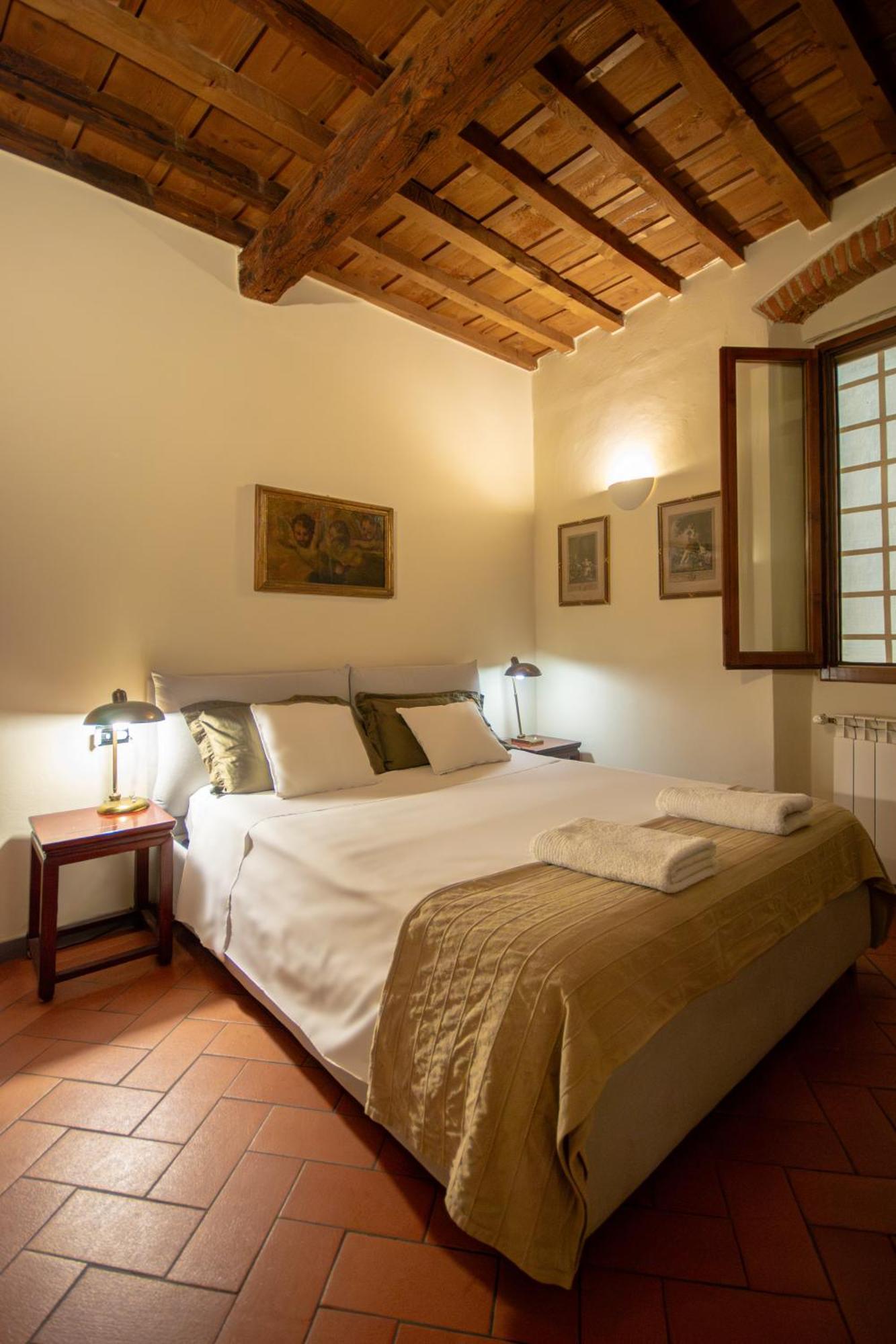 Central And Quiet Apartment Firenze Bagian luar foto