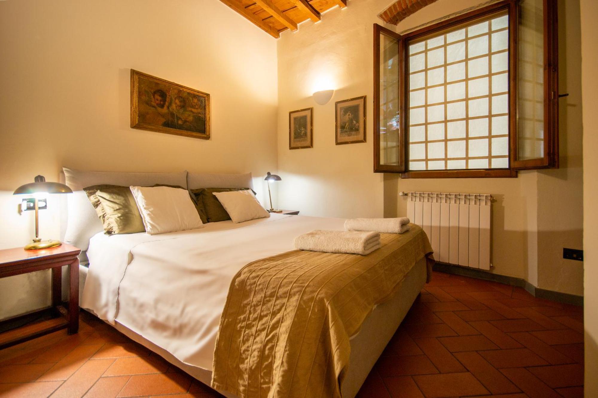 Central And Quiet Apartment Firenze Bagian luar foto