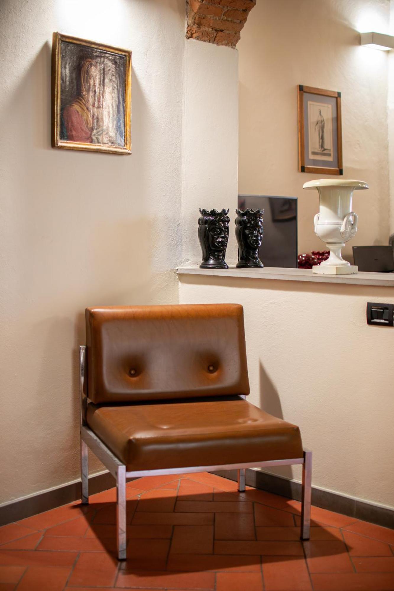 Central And Quiet Apartment Firenze Bagian luar foto